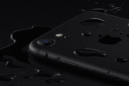 厉害了！历经三天三夜厕所浸泡iPhone7Plus完美如初
