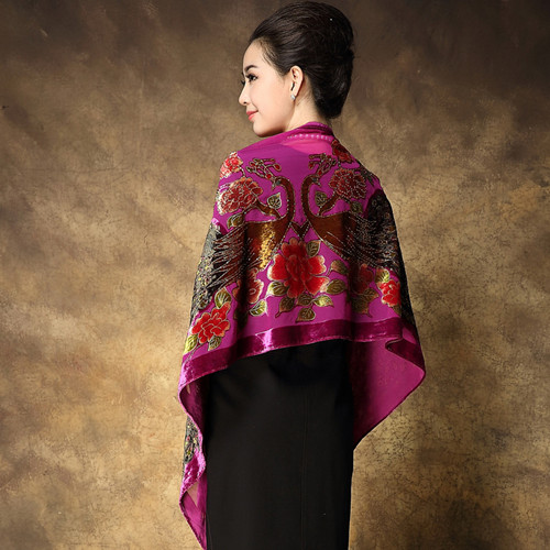 你信吗，大妈们不吃低价这一套了？高端妈妈装也能年入2000万