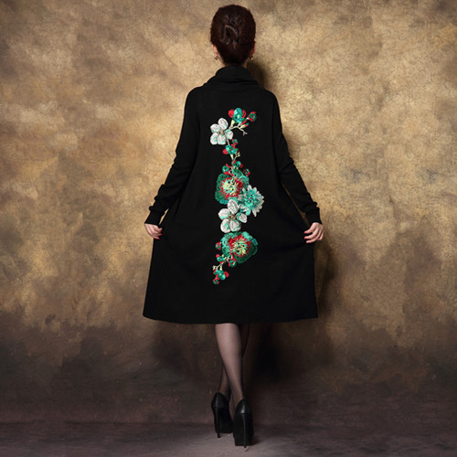 你信吗，大妈们不吃低价这一套了？高端妈妈装也能年入2000万