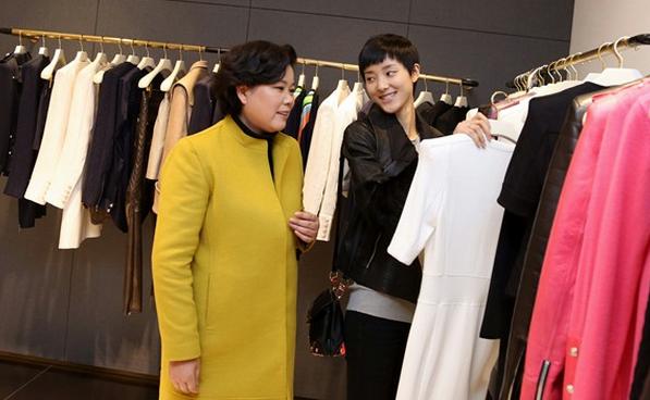 你信吗，大妈们不吃低价这一套了？高端妈妈装也能年入2000万