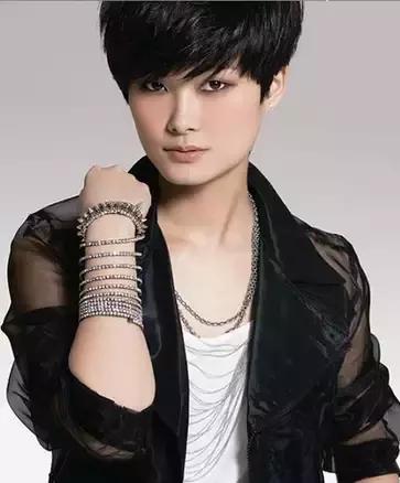 女星离婚前后对比赵丽颖,娱乐圈8位分不清正反面的女星