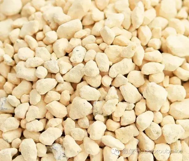 多肉铺面鹿沼土好还是麦饭石好,多肉用鹿沼土还是赤玉土