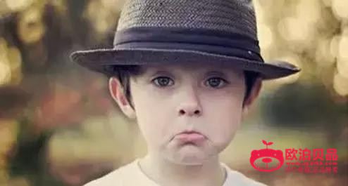 宝宝夜间哭闹该怎么哄,宝宝夜间哭闹该不该讲迷信