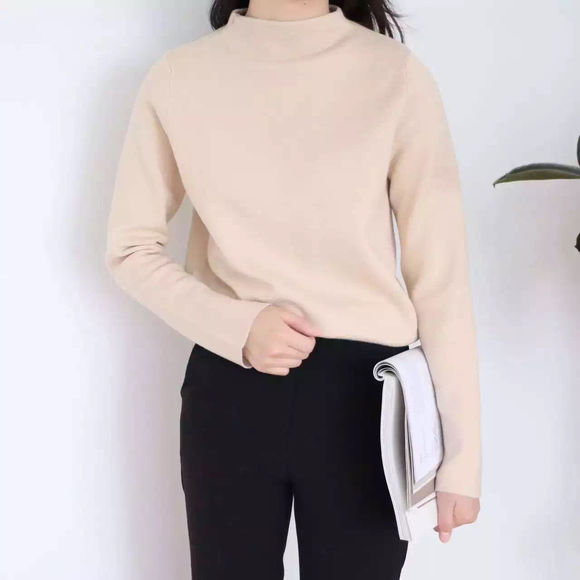 打底百搭拼色毛衣,日韩系风格搭配衣服