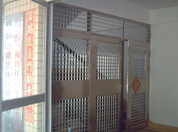 不锈钢玻璃门窗效果图,不锈钢门窗效果图大全视频