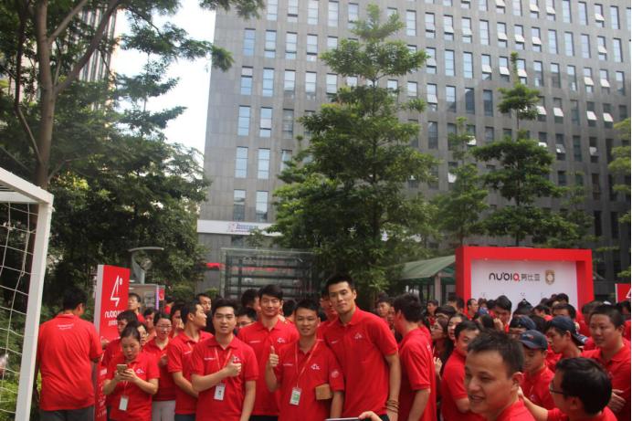 c罗生日礼物送兄弟,c罗39岁生日礼物