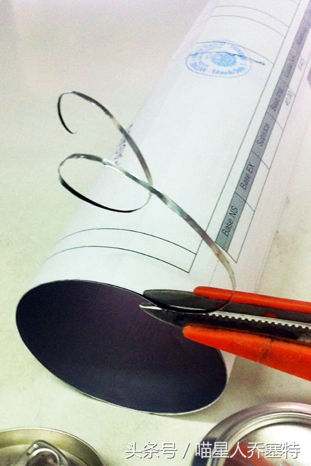 教你如何制作万圣节精彩片段,万圣节易拉罐