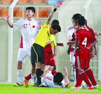 武磊的表现受到了里皮的称赞,武磊三球对里皮
