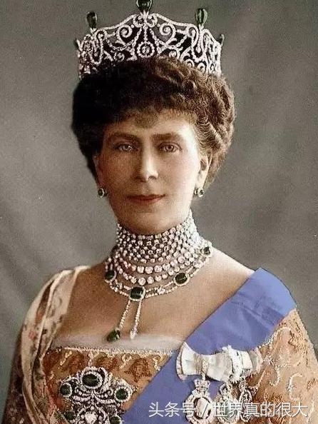 世上最萌小王子备受非议，只因他收了1.8万英镑的牧羊人小屋