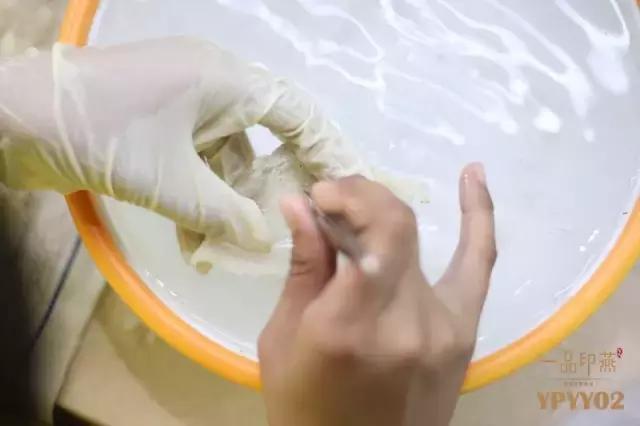 新鲜现炖燕窝店铺,附近的鲜炖燕窝