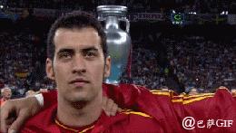 足球场上的尴尬失误瞬间,疯狂的足球2019世界足坛搞笑瞬间