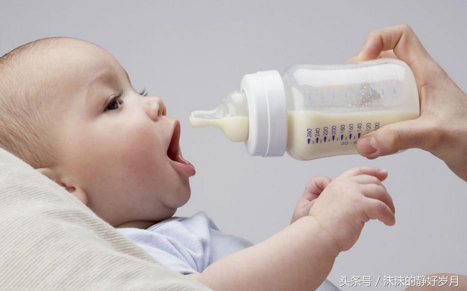 母乳喂养的宝宝怎样判断是否吃饱,母乳喂养怎么判断宝宝吃饱了