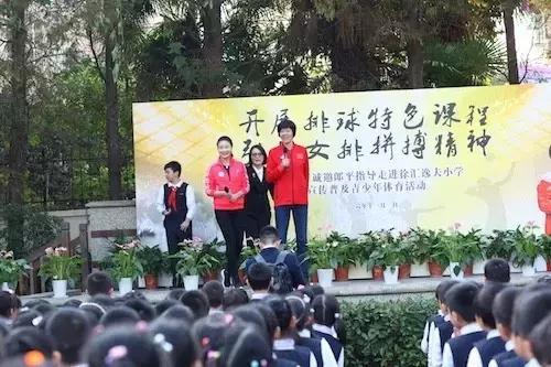 郎平在上海的这个细节，或许暴露了她至今未能续约的根本原因