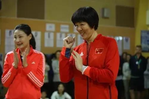 郎平在上海的这个细节，或许暴露了她至今未能续约的根本原因