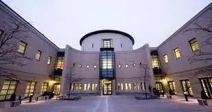 这个靠泡妞混到博士学位的浪子拿到了诺贝尔奖！