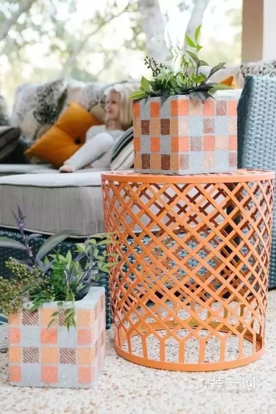 都不认识了！空心砖放屋里逼格如此高毫无违和感