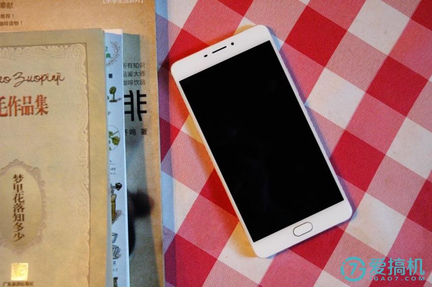 目前最值得入手的魅蓝手机,魅蓝max优缺点