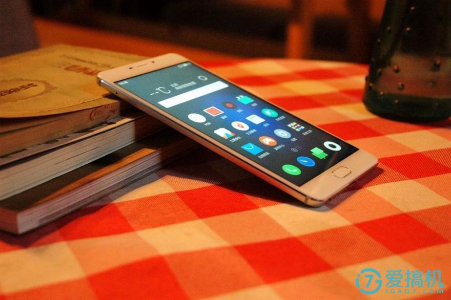 目前最值得入手的魅蓝手机,魅蓝max优缺点