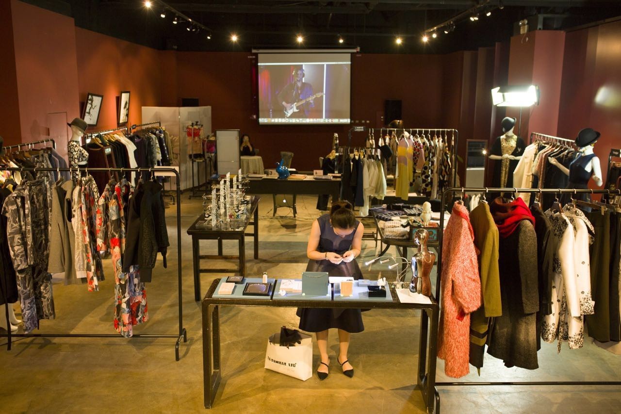 为了了解什么是好物，她3年时间把自己家所有家具摆设换了3遍