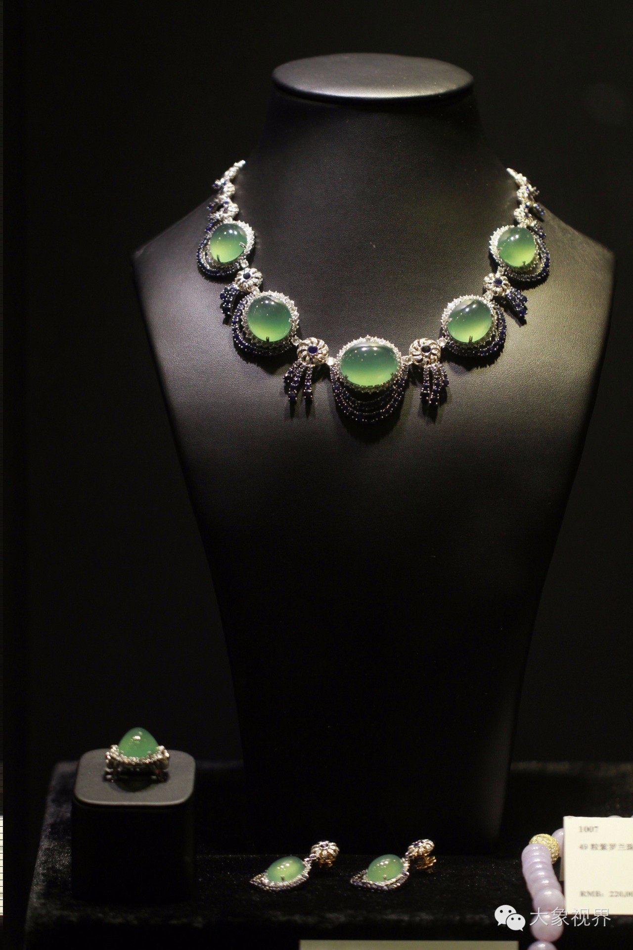 美艳洋模带您私家欧洲之旅！