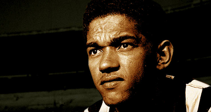 人物·故事——天赋迷人的快乐“小鸟”加林查