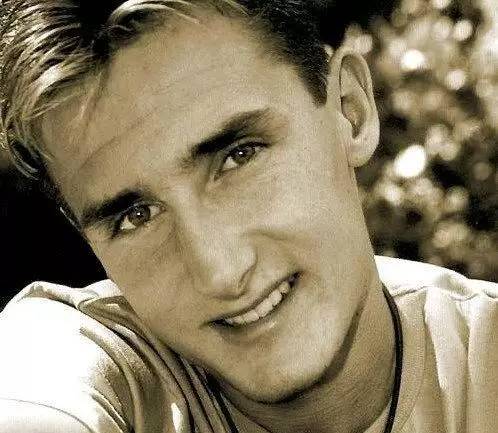 一个空翻很多场景,一个空翻完整版