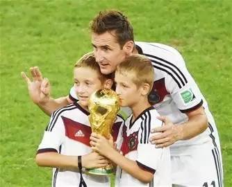 一个空翻很多场景,一个空翻完整版