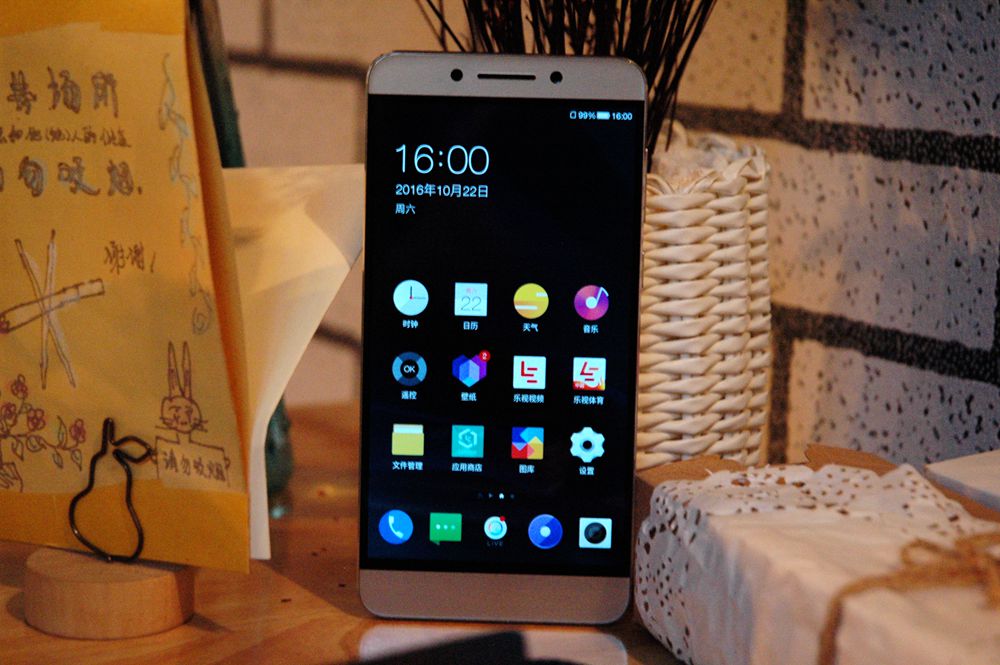 乐视乐pro3双摄ai版手机,乐pro3和乐视2哪个好