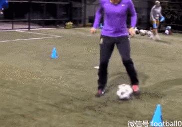 足球控球必学十大技巧,足球怎么练控球运球