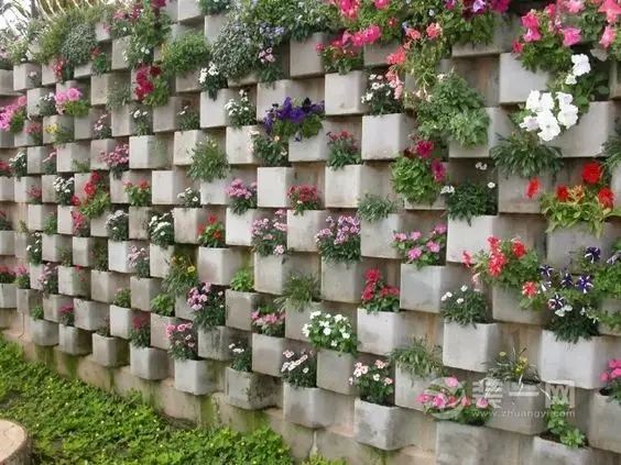 都不认识了！空心砖放屋里逼格如此高毫无违和感