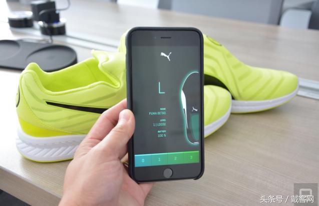 彪马足球鞋future可以不系鞋带,自动系鞋带的鞋彪马