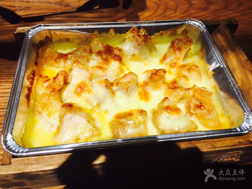 北京地铁站附近美食火锅,北京地铁站口的美食一条街