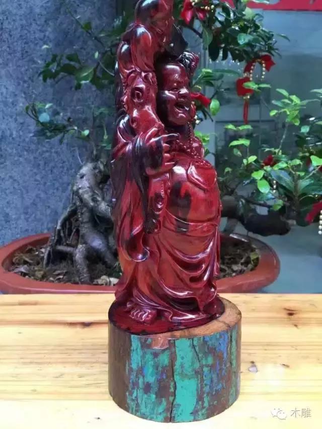 带星星的手串都是什么材质,小叶紫檀带星星是真的吗