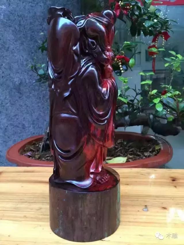 带星星的手串都是什么材质,小叶紫檀带星星是真的吗