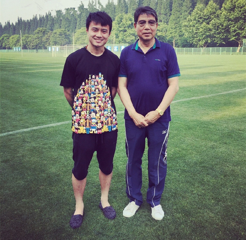 中超各种嘿蔡主席不哭，此人才是中国足坛真正的大佬！