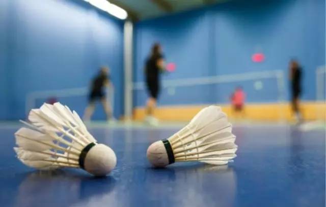 冬季打球的正确热身方式,天气冷打球关注事项