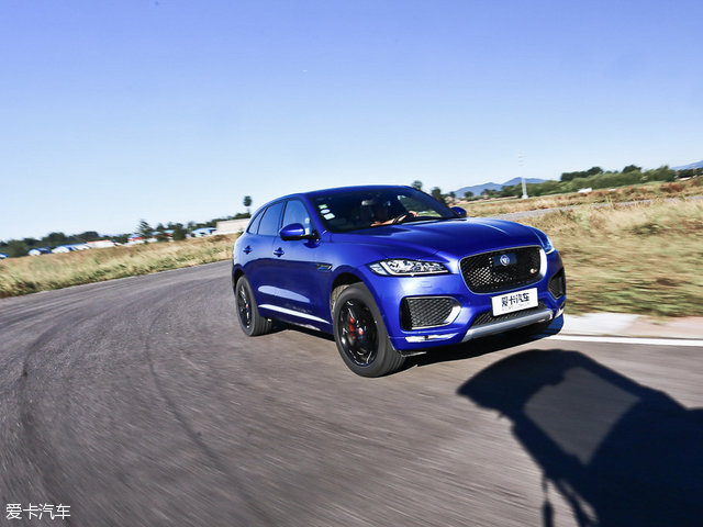 f-pace对比xc60,fpace和x4推荐哪款呢