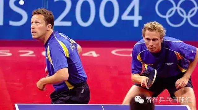 发球要关注抛球要稳击球要准,发球要球卡位技巧