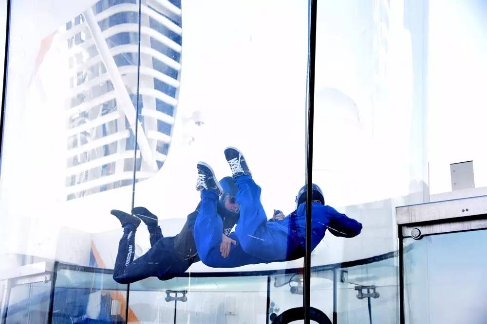 皇家加勒比海洋量子号,亚洲最大邮轮海洋量子号视频