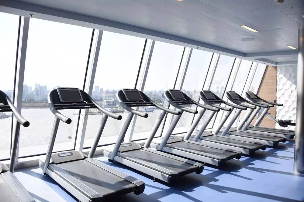 皇家加勒比海洋量子号,亚洲最大邮轮海洋量子号视频