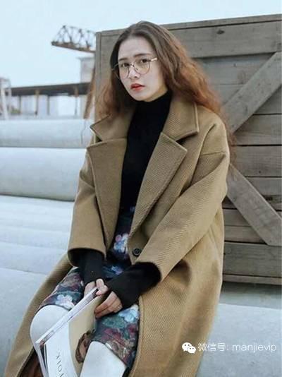韩版宽松呢子大衣尽显独特的魅力 (冬季毛呢大衣穿搭女生韩版)