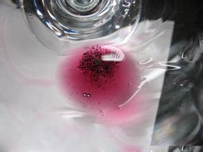 葡萄酒发酵十天后酸了怎么补救,自己酿的葡萄酒怎么去除酸味