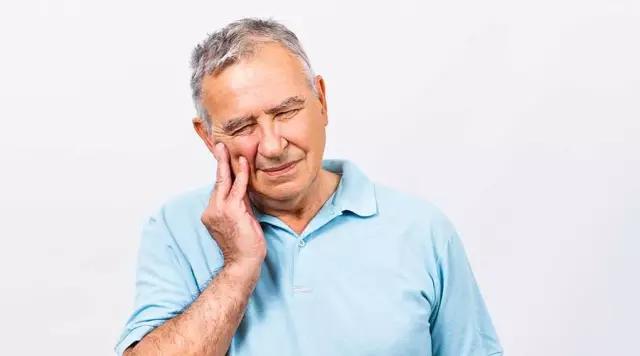 吃降压药会引起牙龈出血吗,吃降压药牙龈肿怎么回事