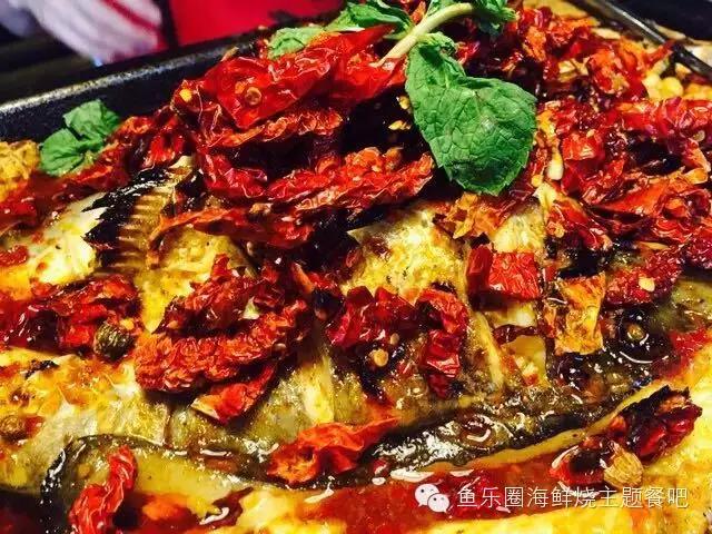 肇庆岩前村全景图,肇庆岩前村土豪村