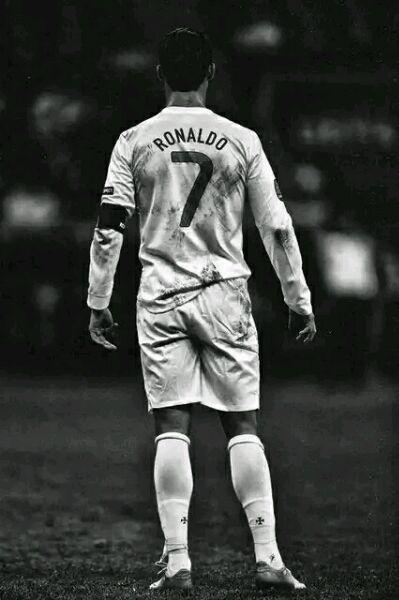 c罗职业生涯非常辉煌岁月不饶人,c罗生涯十大震撼视频