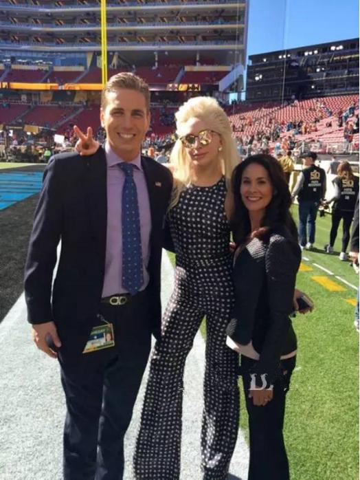 ladygaga碧昂丝雷哈娜,nfl超级碗中场秀ladygaga