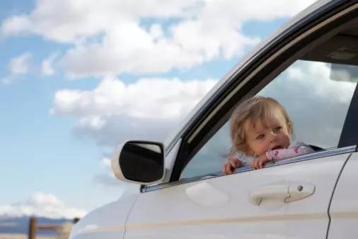 4岁宝宝晕车有什么办法,宝宝晕车怎么出行