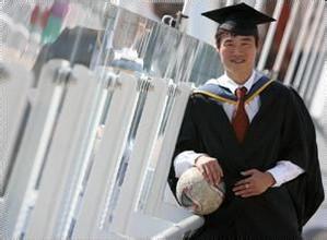 足坛十大顶级人物,足坛高富帅是谁