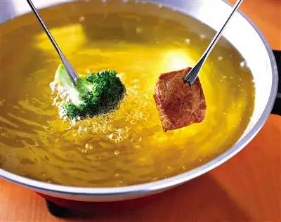 亚麻籽油应当怎么吃最好,亚麻籽油该怎么吃更好