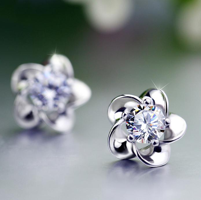 必备的几款配饰,配饰让你看起来高级